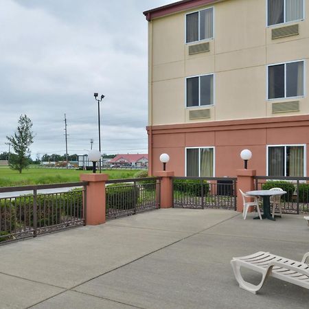 Red Roof Inn Clyde Exterior photo